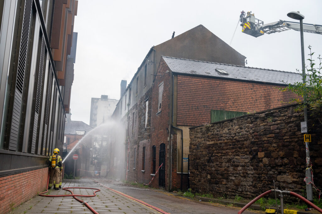 Fire crews deal with blaze in Bridge Street, Northampton